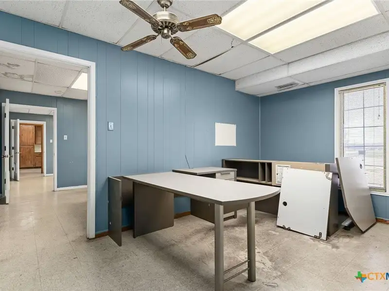 High-visibility Industrial Property with Multiple Access Points in Killeen Area
