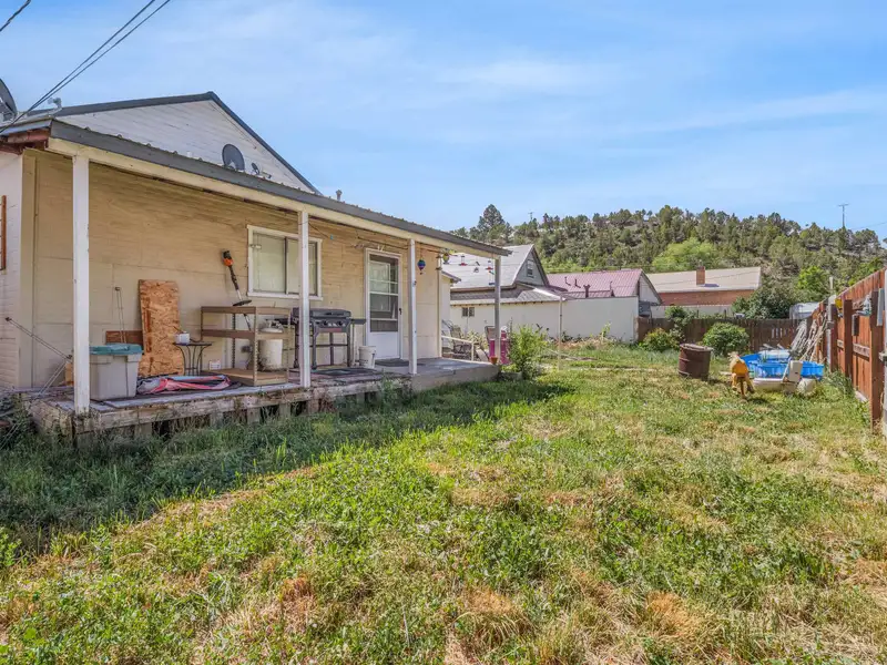 Established Retail Liquor Store with Residence and Development Potential in Collbran