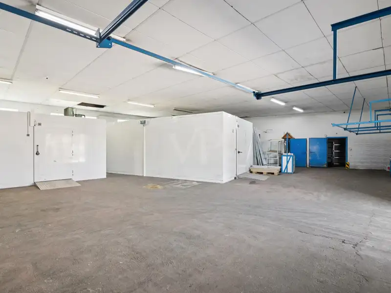 Modern Commercial Property with Flexible Uses in Saarpfalz District