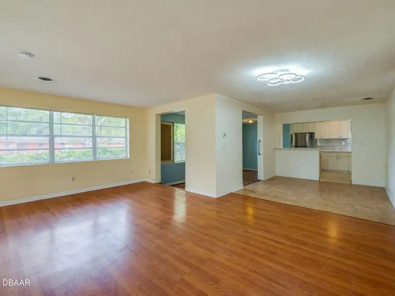 Versatile Single Family Home on 1/4 Acre in Sfr-5 Zoning