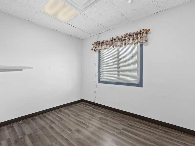 Flexible Office/retail Space for Lease in High-traffic Location, Edgewood Rd Sw