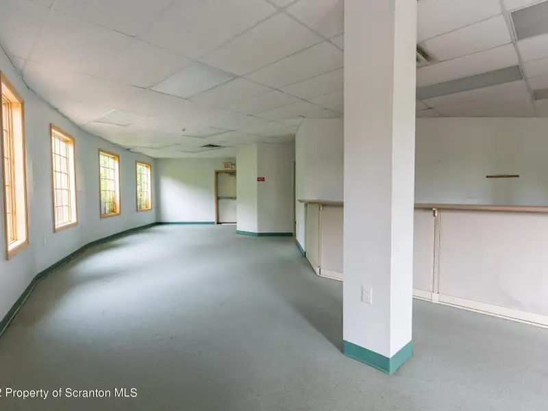 Commercial Lease Opportunity in High Traffic Location, Clarks Summit