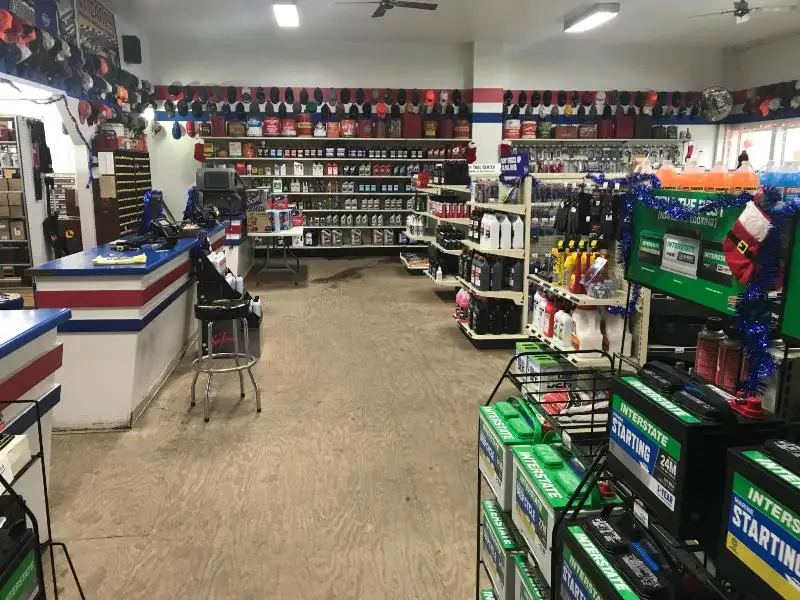 Prime Auto Parts Store with Excellent Location on High Traffic State Hwy 13 and 182