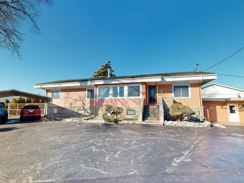 Turnkey Custom Plastics Manufacturing Business with Attached Home on 1.67 Acres