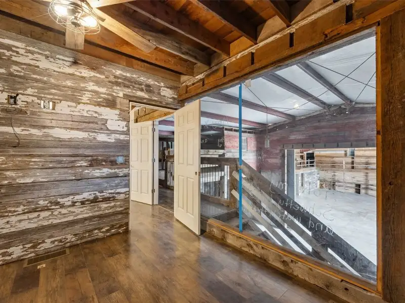 Multi-tenant Commercial Condos for Sale or Lease in Prime Location