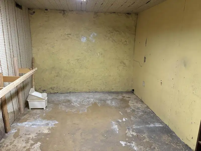Mixed-use Investment Property with Two Rental Units in Prime Location