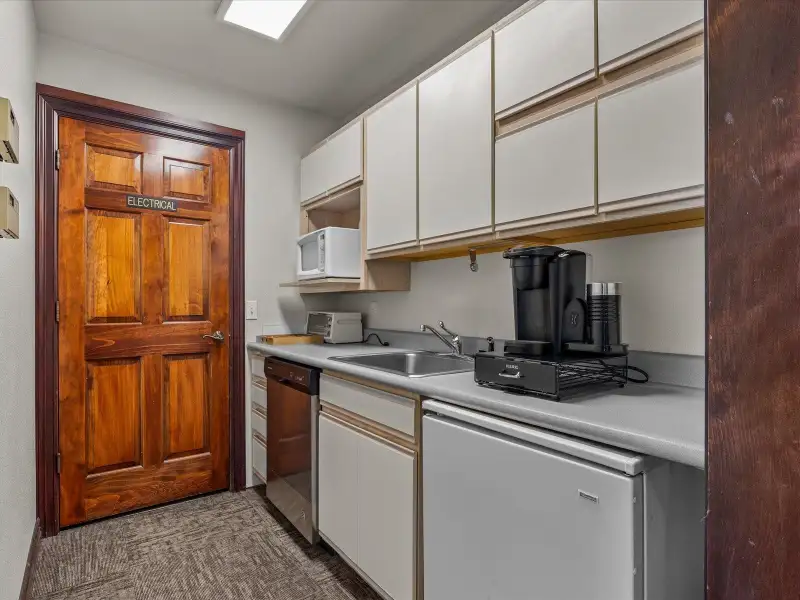 Fully Leased Executive Office Building in Central Grand Junction with Expansion Potential