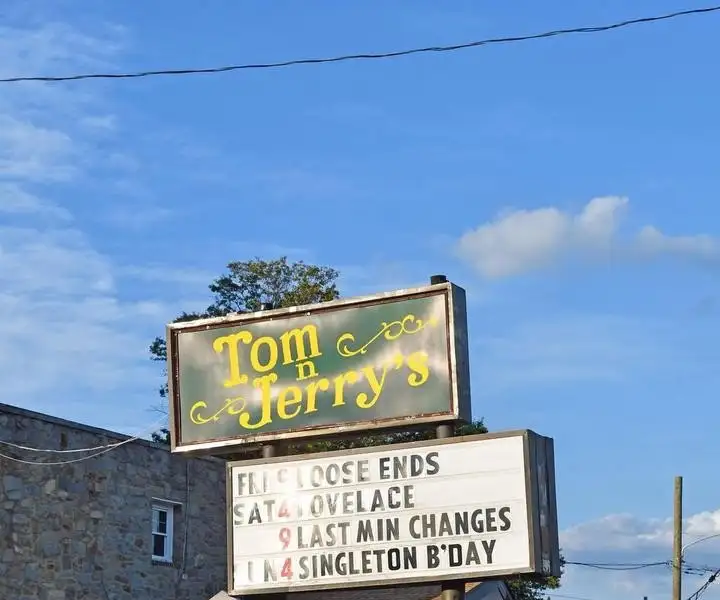 Premier Sports Bar and Property with Rental Potential in Folsom, Delaware County