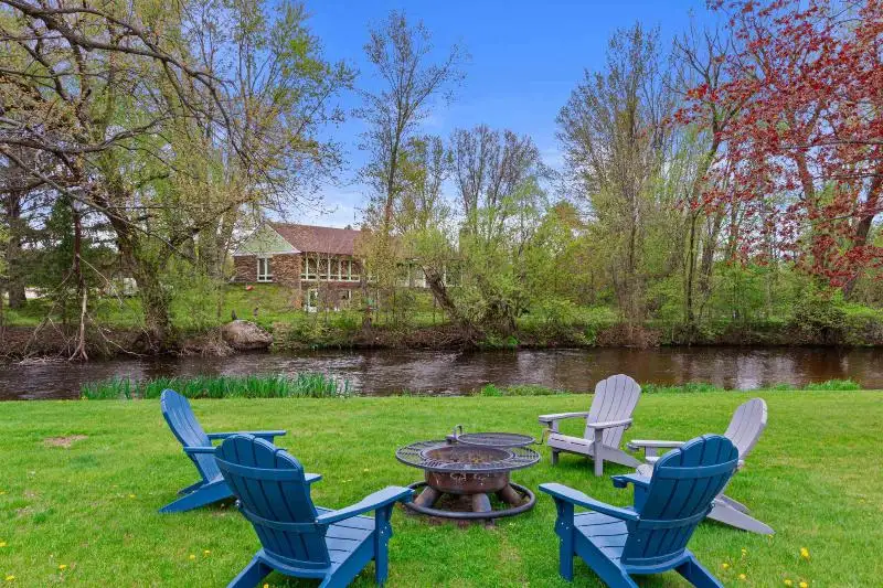 Prime Restaurant/event Venue for Lease on Tomorrow River, Amherst, Wi
