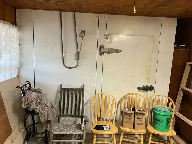 Unique Commercial Property with Airbnb Cabin Near Renfro Valley Music Barn