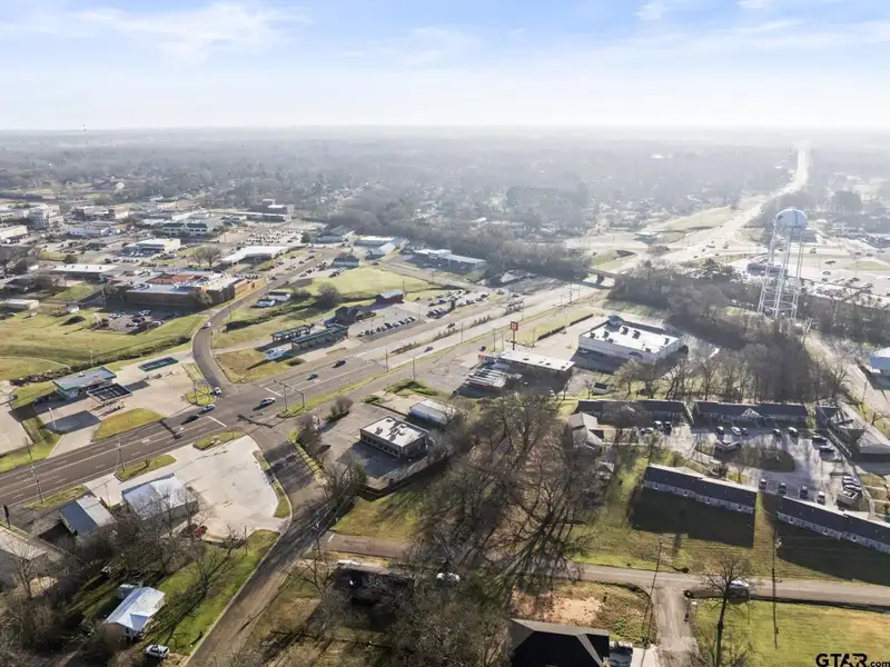 Commercial Building for Sale in Prime Location with High Visibility and Foot Traffic