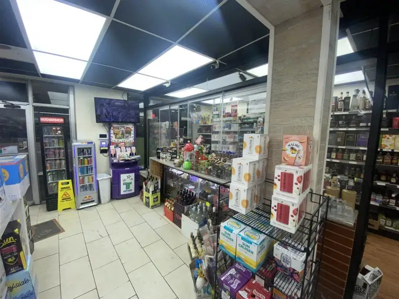 Prime Liquor Store Investment Opportunity in Mason Near Blue Oval City