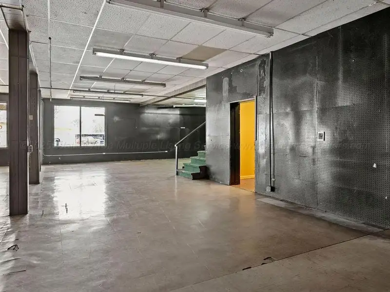 Versatile 8,370 Sqft Property with Storage and Kitchen Near Interstate