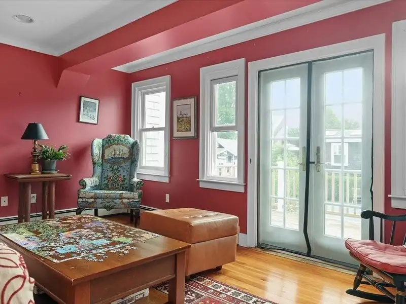 Distinctive Victorian Guest House in Jamestown with 7 Ensuite Bedrooms and Water Views