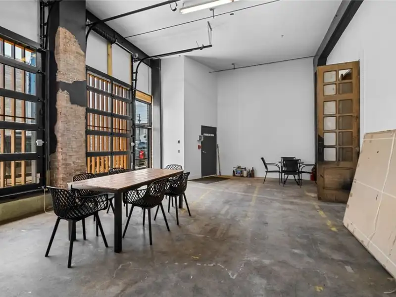 Mixed-use Commercial Property with Retail Space and Renovated Apartments in Downtown Joplin
