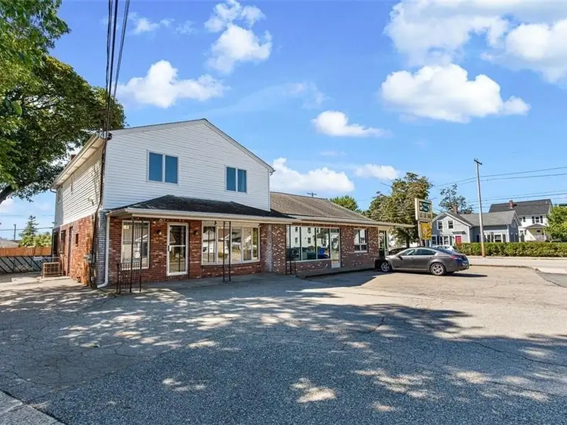 Mixed-use Property with Apartments and Commercial Space in Pawtucket
