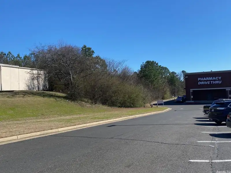 2-acre Commercial Lot with Right of Way Easement in High Traffic Area
