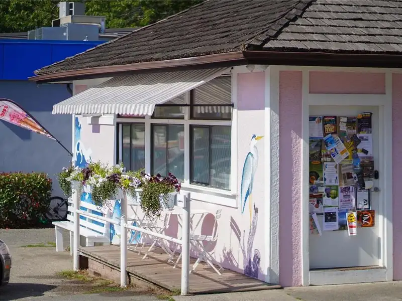 Premium Gelato Shop for Sale in High-traffic Salt Spring Island Location