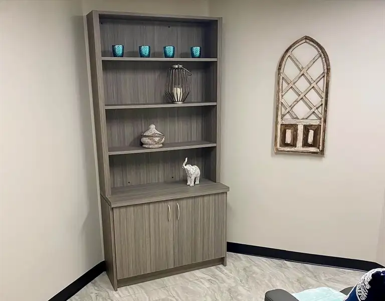 Furnished Medical/office Space for Lease in Norwood Center, Turnkey with Shared Parking