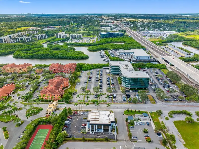 Premium Corporate Office Space with Helipad on U.s. 19 N, Clearwater