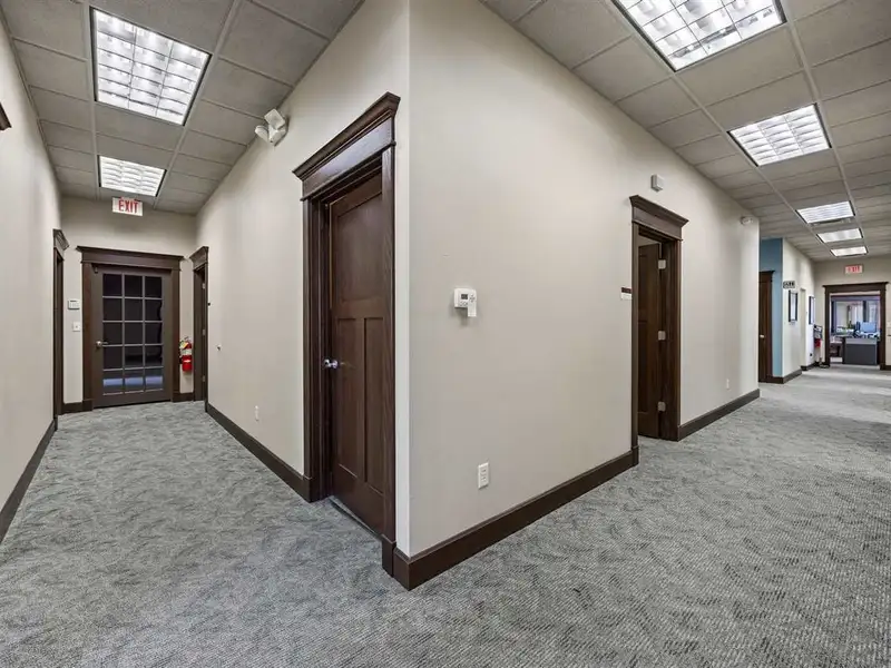 Turnkey 3,073 Sf Medical Office Suite for Lease or Sale in Prime Location